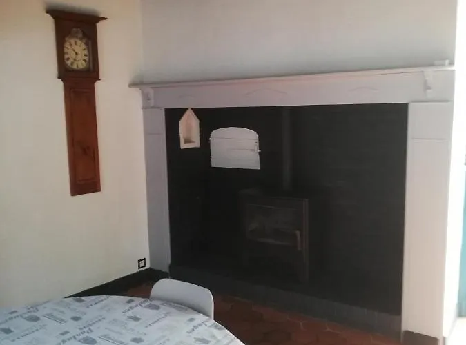 Chez Kathie Nyaraló *